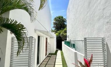 Playacar Villa For Sale in gated golf course community of Playa Del Carmen
