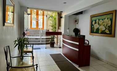 VENTA DPTO POR EL PENTAGONITO EN CHACARILLA, SAN BORJA