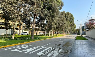 VENTA DPTO POR EL PENTAGONITO EN CHACARILLA, SAN BORJA