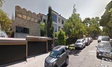 ¡¡CASA EN LA COLONIA LOMAS DE CHAPULTEPEC APROVECHA OPORTUNIDAD!!
