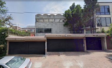 ¡¡CASA EN LA COLONIA LOMAS DE CHAPULTEPEC APROVECHA OPORTUNIDAD!!