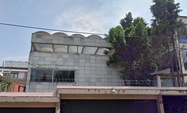 ¡¡CASA EN LA COLONIA LOMAS DE CHAPULTEPEC APROVECHA OPORTUNIDAD!!