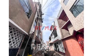 Venta De Terreno Muy Cerca A La Av Universitaria 120M2 En S.Mp.