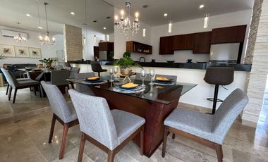 CASA EN VENTA EN CANCÚN, QUINTANA ROO, RESIDENCIAL ARBOLADA, ZONA HUAYACÁN, OPORTUNIDAD