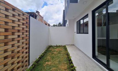Casa en venta en sector la Argelia a pasos de la Universidad nacional de Loja al sur de la ciudad de Loja