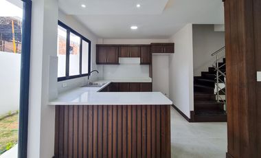 Casa en venta en sector la Argelia a pasos de la Universidad nacional de Loja al sur de la ciudad de Loja