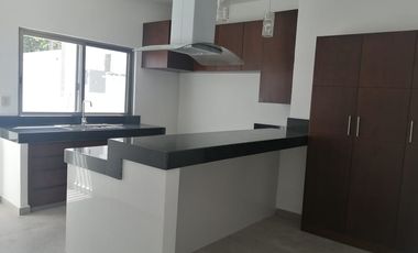 Venta de casa en Fraccionamiento  Burgos , Morelos