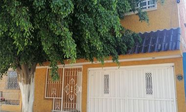 Renta Casa Amueblada en León, Ideal para Empresas en Zona Comercial e Industrial