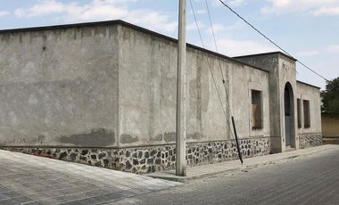 En venta 1000 m2 de terreno en venta bardeado en Chipilo a unos metros del centro