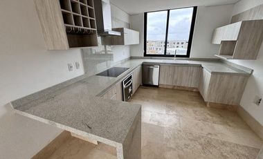 RENTA. Cumbres del Lago - Departamento con amenidades y 3 recamaras