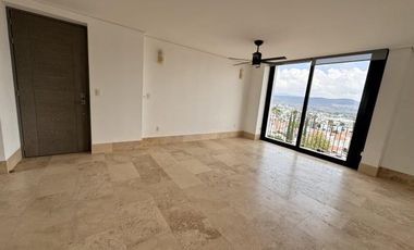 Departamento con amenidades y 3 recamaras. RENTA - Cumbres del Lago