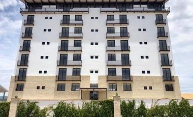 Cumbres del Lago - Departamento en planta baja de 3 recamaras. RENTA