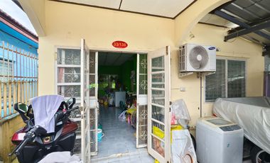 ขายด่วน! บ้านเดี่ยวชั้นเดียว ทำเลดี ใกล้คลอง 8 ธัญบุรี เนื้อที่ 26 ตารางวา พื้นที่ใช้สอย 90 ตารางเมตร 2 ห้องนอน 1 ห้องน้ำ 2 ที่จอดรถ ถนนหน้าบ้านกว้าง