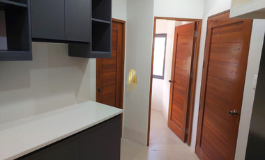 Modern 3-Storey House and Lot for Sale in Bali Mansions, South Forbes – PHP 32,000,000
