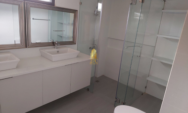 Modern 3-Storey House and Lot for Sale in Bali Mansions, South Forbes – PHP 32,000,000