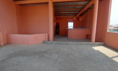 En Machala Se Vende Casa Amplia de 5 Dormitorios en la calle Marce Laniado cerca al Hosp Esperanza