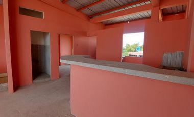 En Machala Se Vende Casa Amplia de 5 Dormitorios en la calle Marce Laniado cerca al Hosp Esperanza