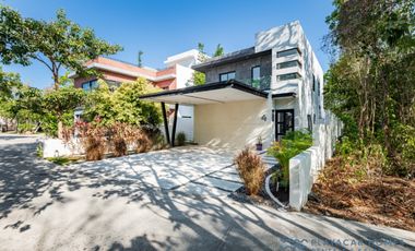 Villa For Sale in Playa Del Carmens Exclusive Selvamar Community