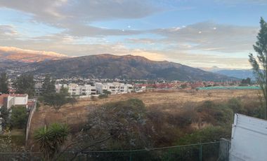 Departamento de venta de 2 dormitorios en Cumbayá Quito Ecuador