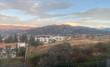 Departamento de venta de 2 dormitorios en Cumbayá Quito Ecuador