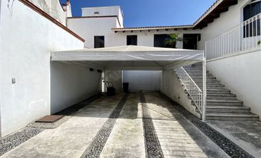 Casa en Venta en Cuernavaca Provincias de Canada