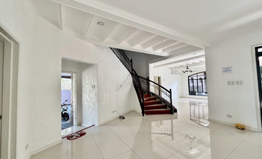 Well-Maintained 4-Bedroom Family Home with Den and Pool in Ayala Alabang
