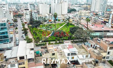 Amplia Casa De 2 Pisos En Venta | Santa Catalina