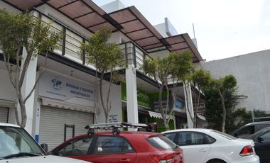 Gran edificio comercial en venta