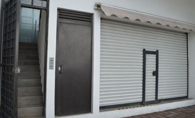Gran edificio comercial en venta