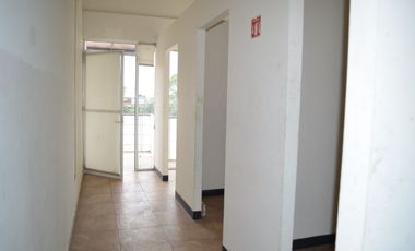Gran edificio comercial en venta