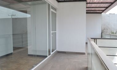 Gran edificio comercial en venta