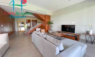 Casa con jardín, jacuzzi y alberca privada en Tres Vidas