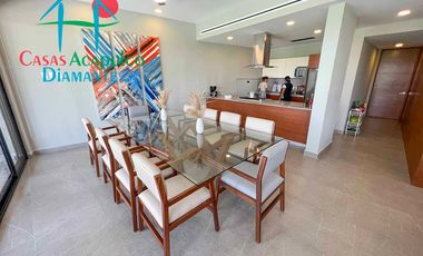 Casa con jardín, jacuzzi y alberca privada en Tres Vidas