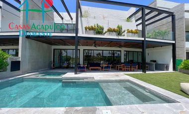 Casa con jardín, jacuzzi y alberca privada en Tres Vidas