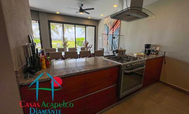Casa con jardín, jacuzzi y alberca privada en Tres Vidas