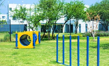 CASA CON ALBERCA Y ASADOR AL SUR DE CUERNAVACA EN VENTA