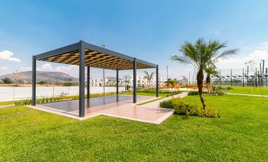 CASA CON ALBERCA Y ASADOR AL SUR DE CUERNAVACA EN VENTA