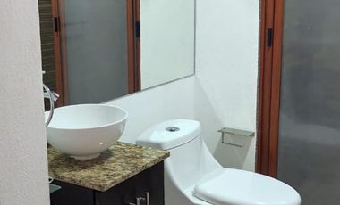 SE RENTA DOS DEPARTAMENTOS EJECUTIVOS EN EL CENTRO DE ORIZABA, VER.  PARA PERSONAS QUE BUSQUEN UN AMBIENTE AMENO, MUY BIEN ILUMINADO Y CON COMPLETA SE