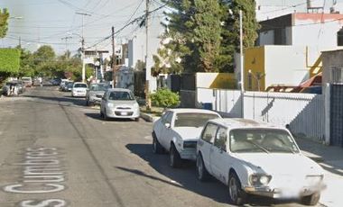 ¡¡Haz Que Tu Dinero Trabaje Para Ti Hoy !! Venta de Hermosa Casa en Exclusiva Zona, Col. Prados Vallarta, Zapopan, Jalisco.