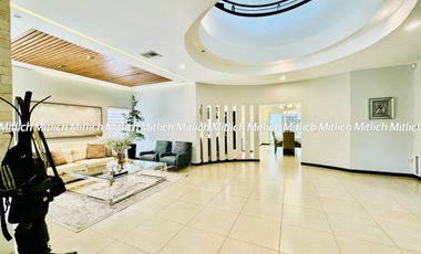 Casa en Venta Fracc. Puerta de Hierro $13,500,000.