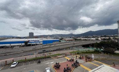 Oficinas en arriendo Calle 80