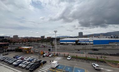 Oficinas en arriendo Calle 80