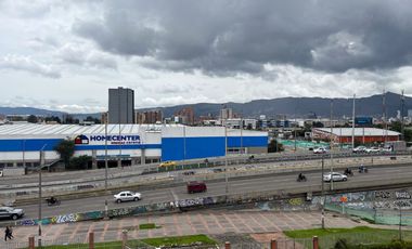 Oficinas en arriendo Calle 80