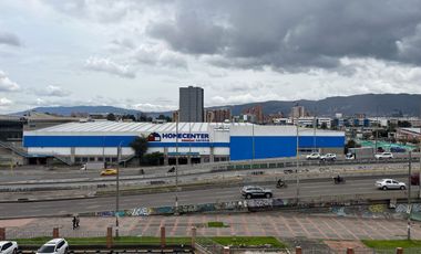 Oficinas en arriendo Calle 80