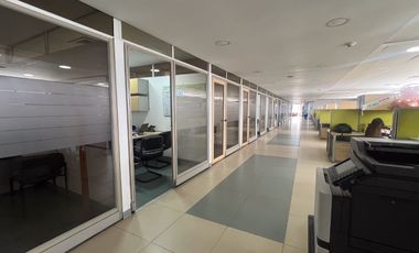 Oficinas en arriendo Calle 80