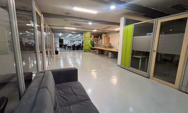 Oficinas en arriendo Calle 80