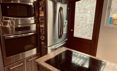 Venta de Casa Esquinera  de 3 Dormitorios dentro del Conjunto Residencial Boston Gardens en Urbanización Balcón Del Norte