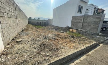 EN VENTA  TERRENO EN ZONA EXCLUSIVA DE PORTOVIEJO
