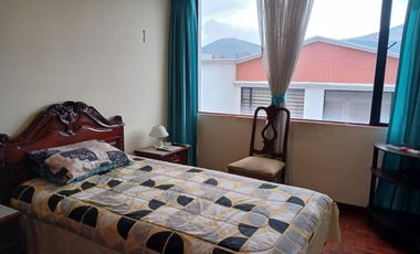 Venta Casa con 4 dormitorios, sector Carcelén Sector Colegio ISM