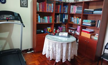 Venta Casa con 4 dormitorios, sector Carcelén Sector Colegio ISM